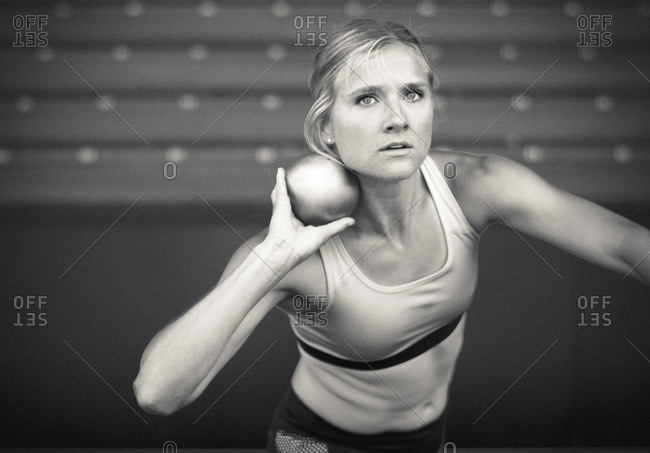 ashton eaton shot put