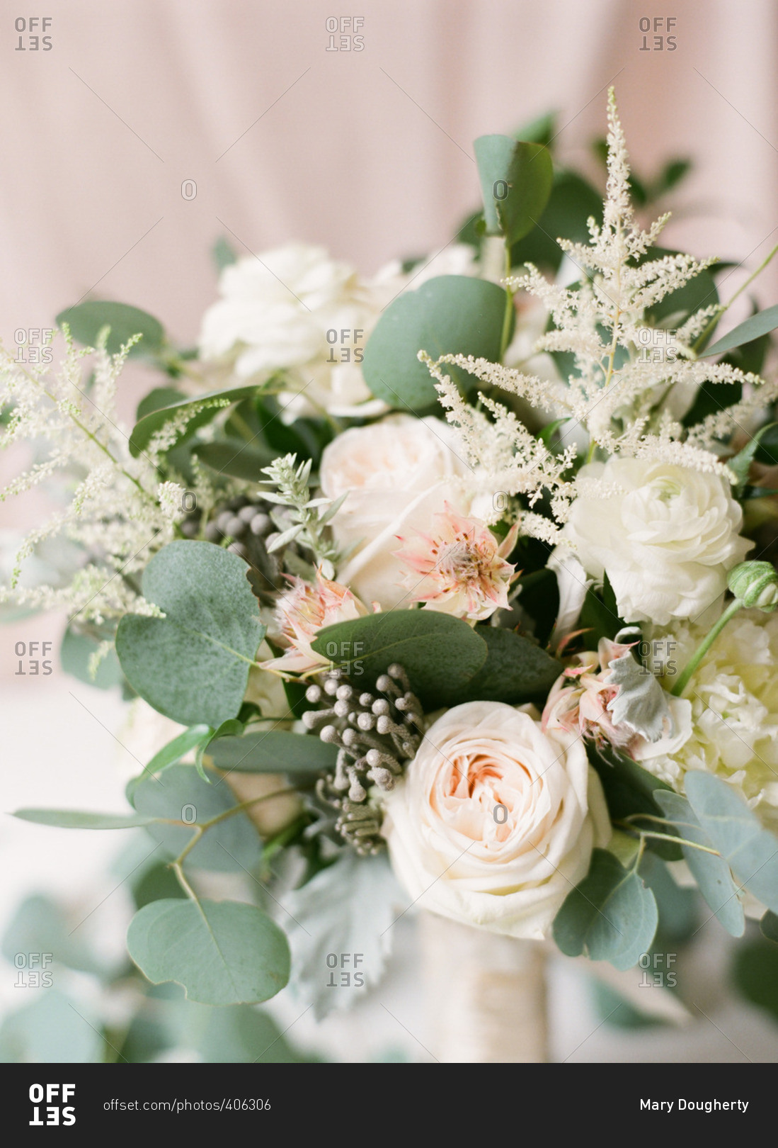 White wedding floral arrangement