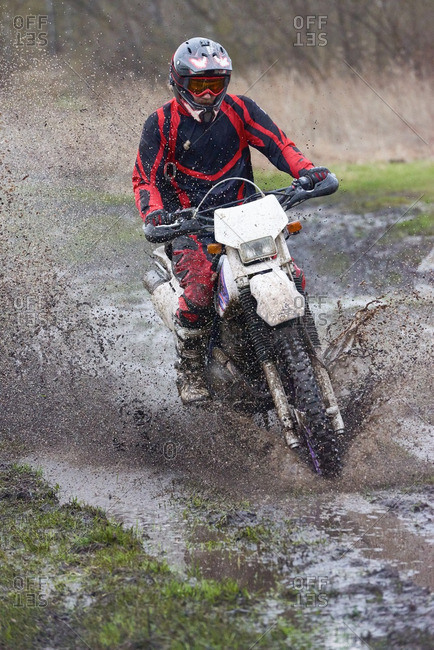 Extreme racing on mud track