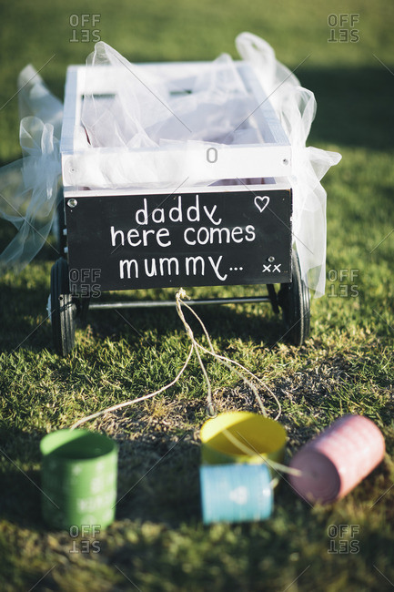 Child's wagon decorated for a wedding