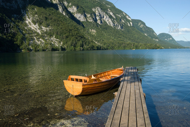 Lake bohinj slovenia - Offset Collection