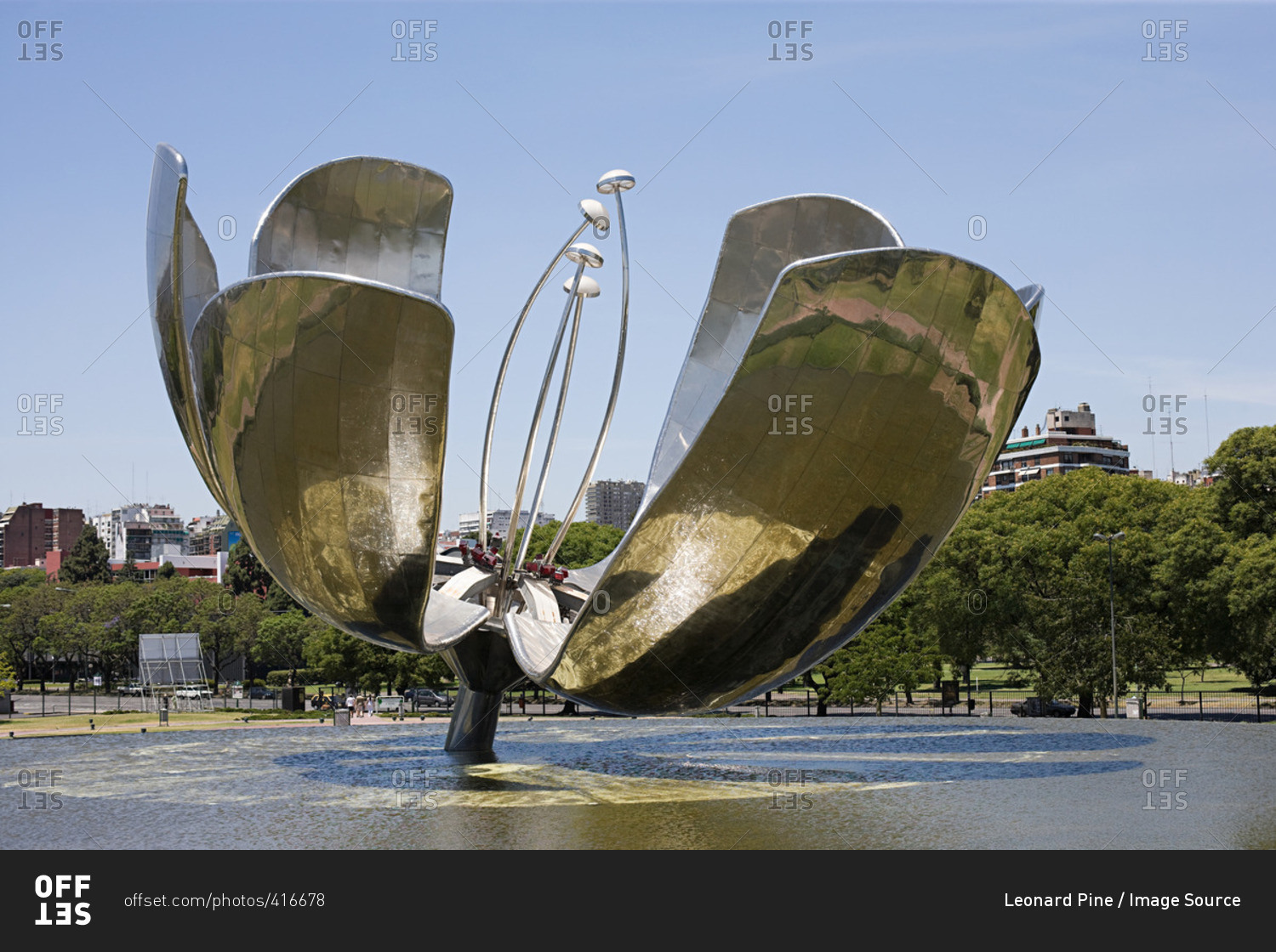 Flower sculpture in Buenos Aires