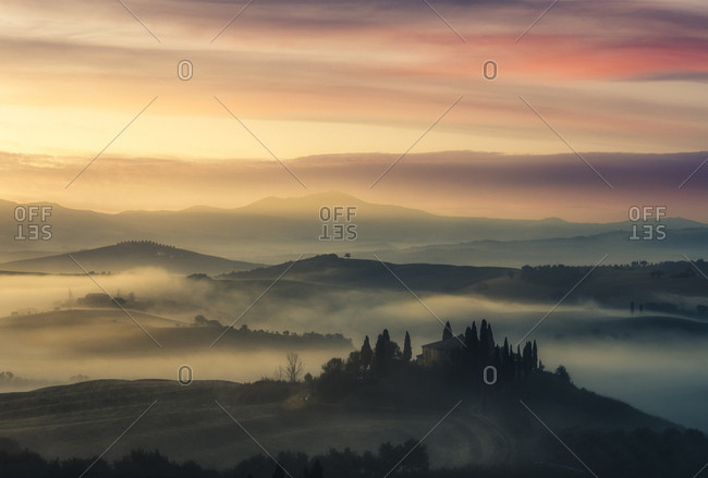 Sunrise, Pienza, Italy - Offset Collection