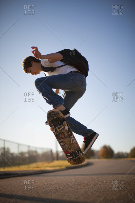DO A KICKFLIP” #skateboarding #skater #skaterboy #skatetiktok