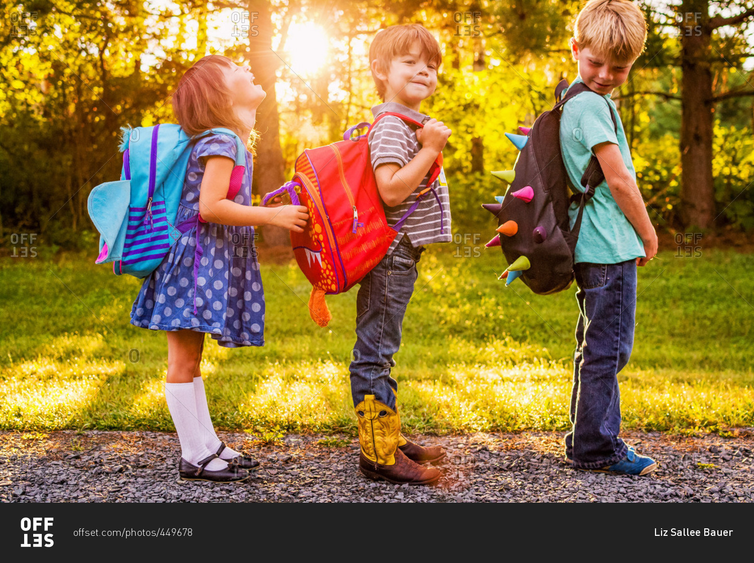 Kate is go to school