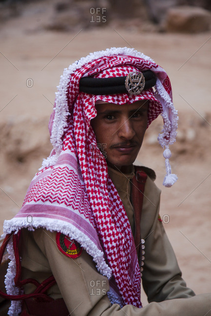 jordanian clothing for men