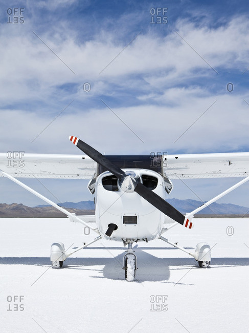 Cessna aircraft on Bonneville Salt Flats