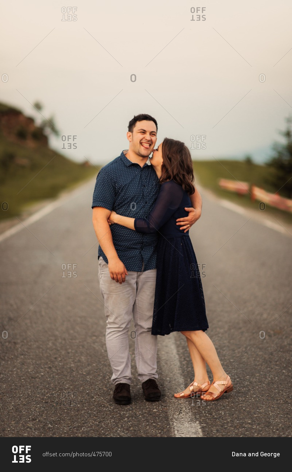 Pregnant Woman Posing with Man, Holding Ultrasound Pictures. Stock Photo -  Image of motherhood, happy: 135323832