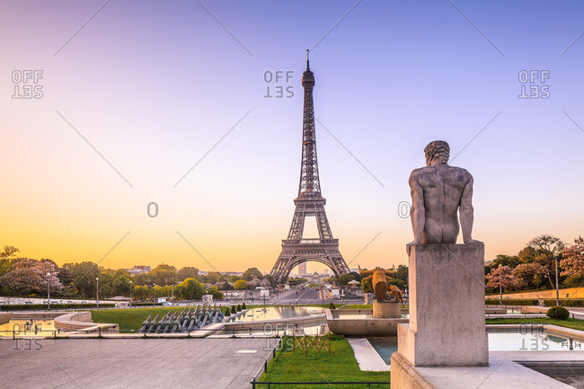 Trocadero Fountains,  Eiffel Tower