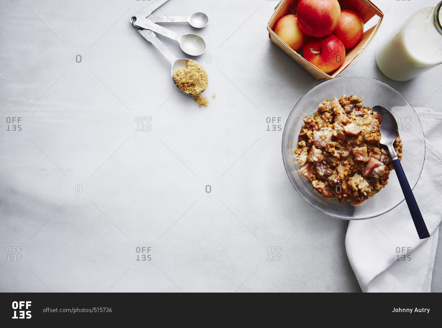 Oatmeal with diced apples and brown sugar
