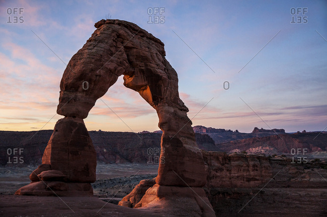 Delicate Arch at sunrise in Arches National Park, Utah