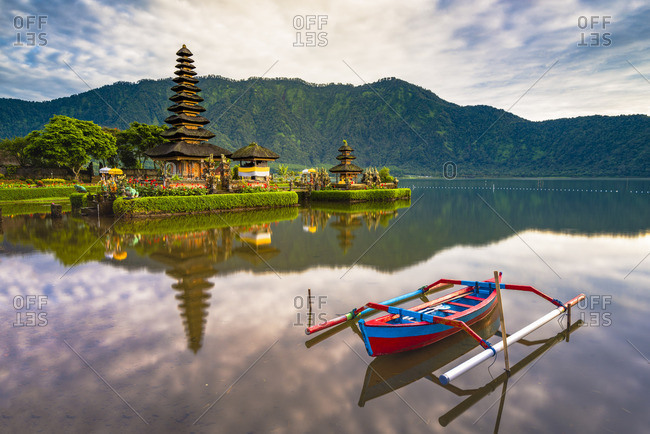 ulun danu beratan