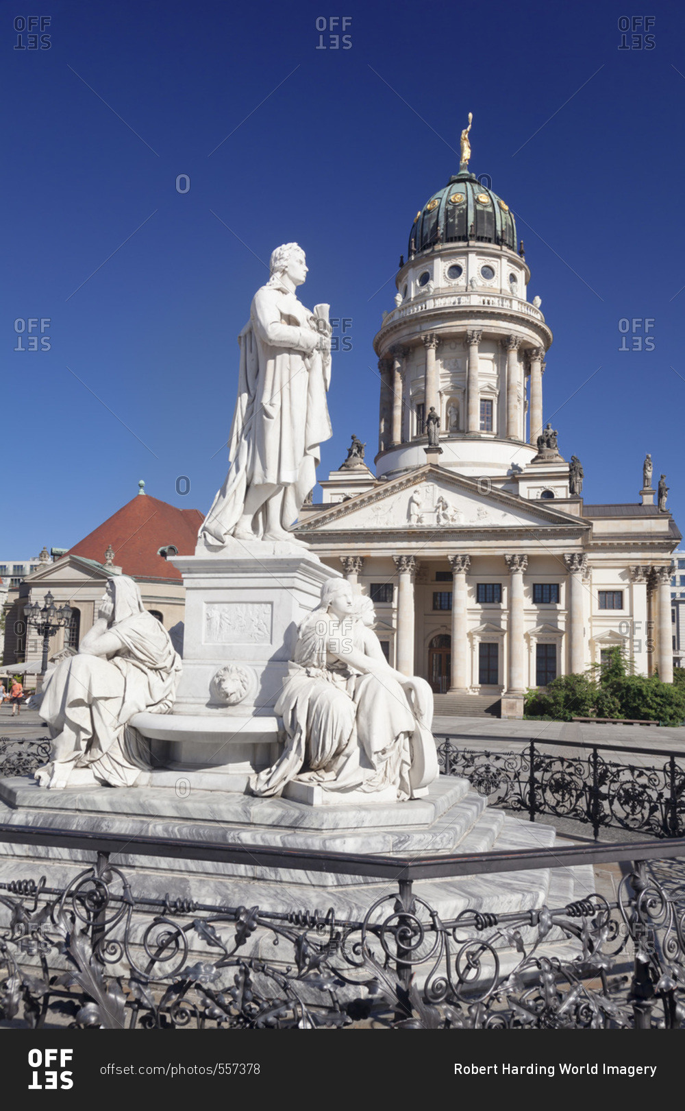 Franzoesischer Dom (French Cathedral), Schiller memorial, Gendarmenmarkt, Mitte, Berlin, Germany, Europe