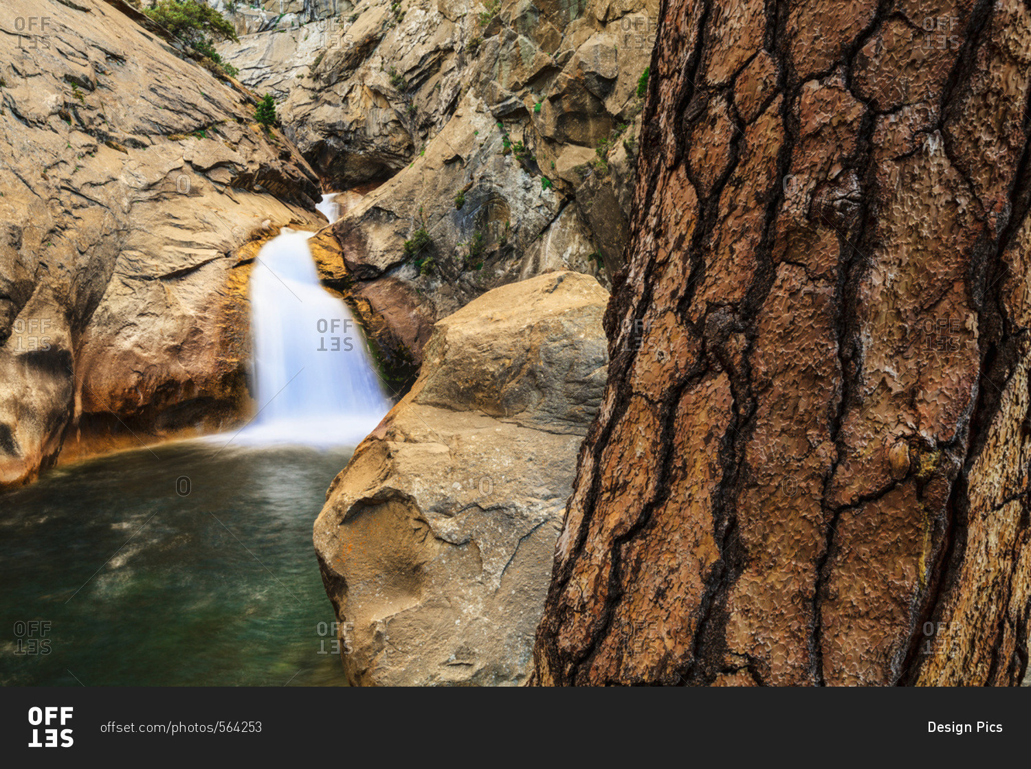 Roaring River Falls, Kings Canyon National Park, California, United States of America
