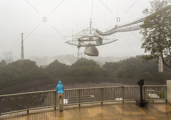 largest satellite dish