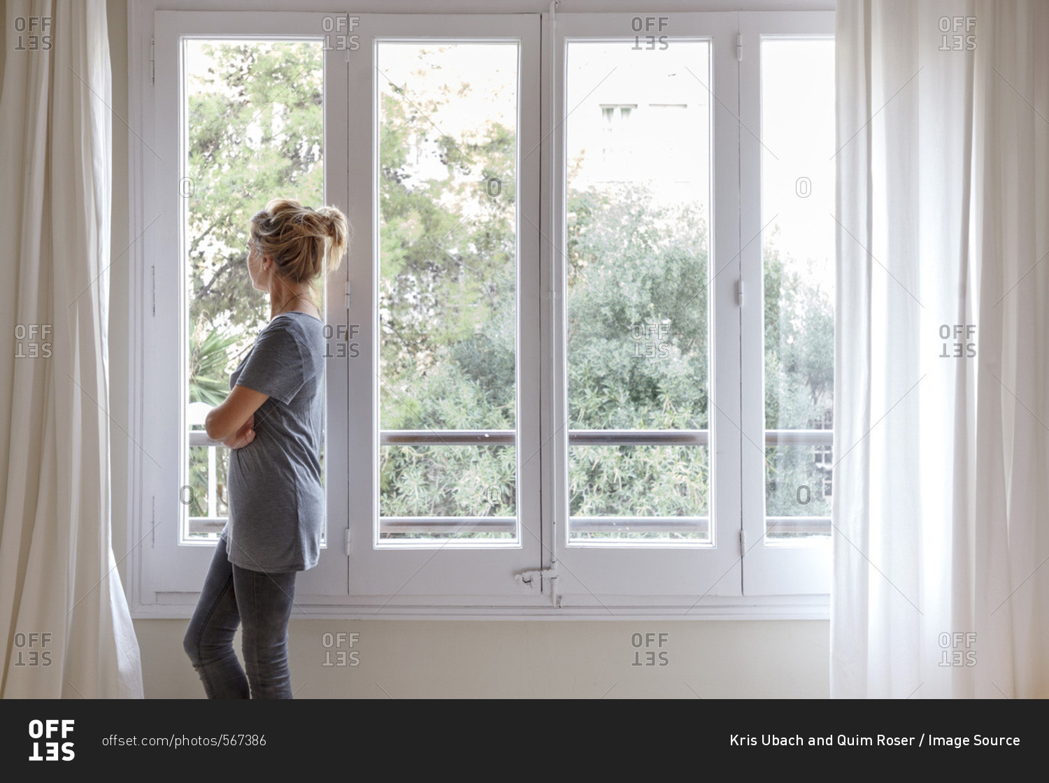 Out the window tv girl. Woman near Window. Женщина смотри в деревянное окно. Look through the Window. Woman Window standing.