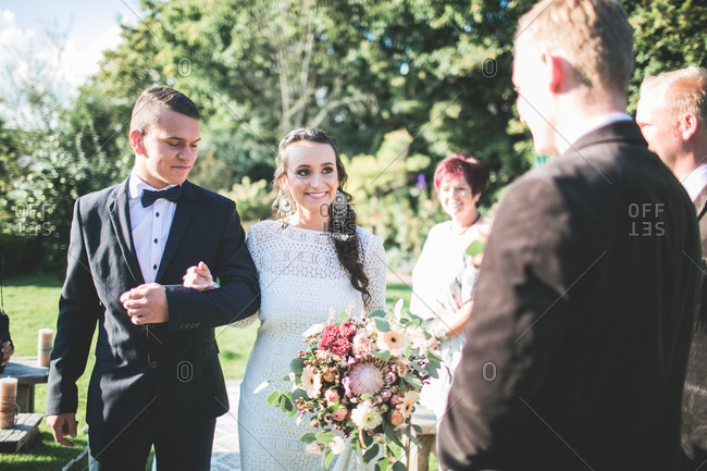 Alternative wedding, bride before wedding outside