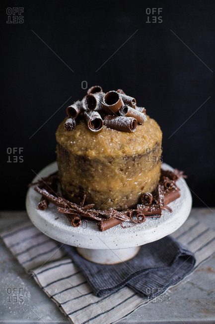 Cake decorated with chocolate shavings