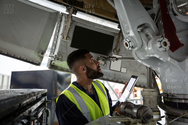 mechanical engineering airplanes