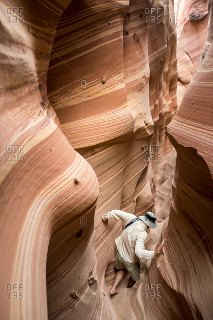 Barefoot hiker in Escalante