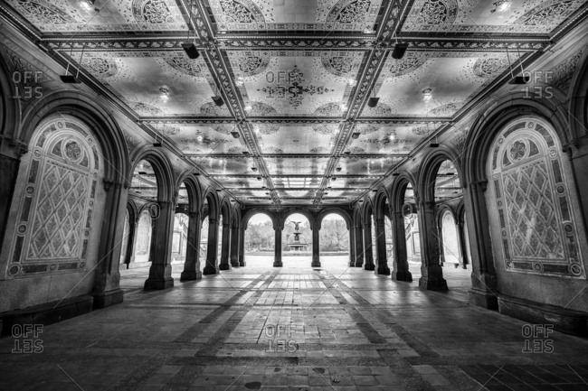 Couple at the Bethesda Terrace Arcade in Central Park