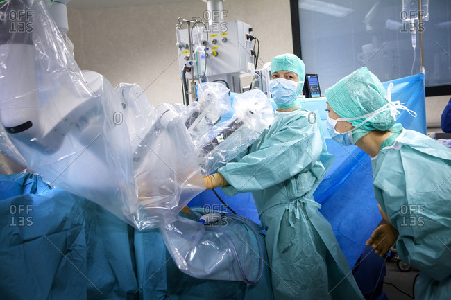 April 7, 2016: Reportage in an operating theatre during a hysterectomy using the da Vinci robot, in France