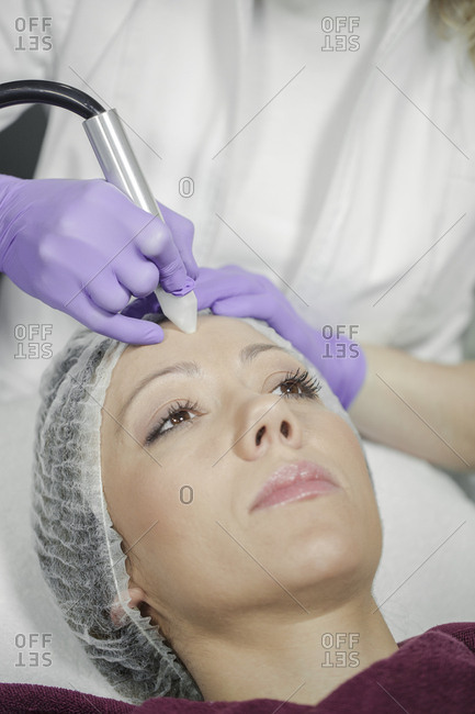Woman receiving wrinkle treatment