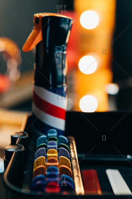 Set of heads for cutting machine and sprayer in barbershop