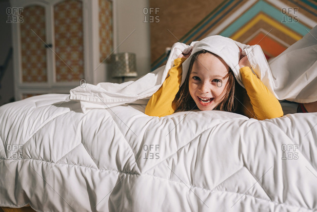 Girls Playing In Bed Girls Playing In Bed