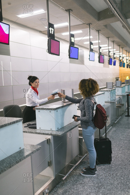 airport boarding pass counter