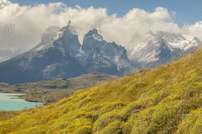 Chile, Patagonia, Lake Pehoe and The Horns mountains
