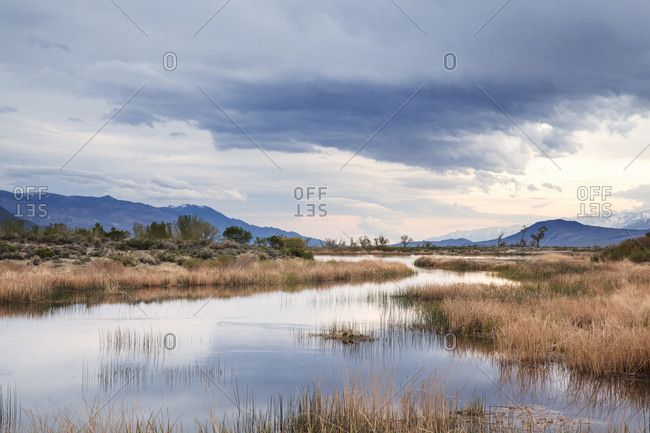 USA, California, Owens Valley, Sunset on Buckley Ponds