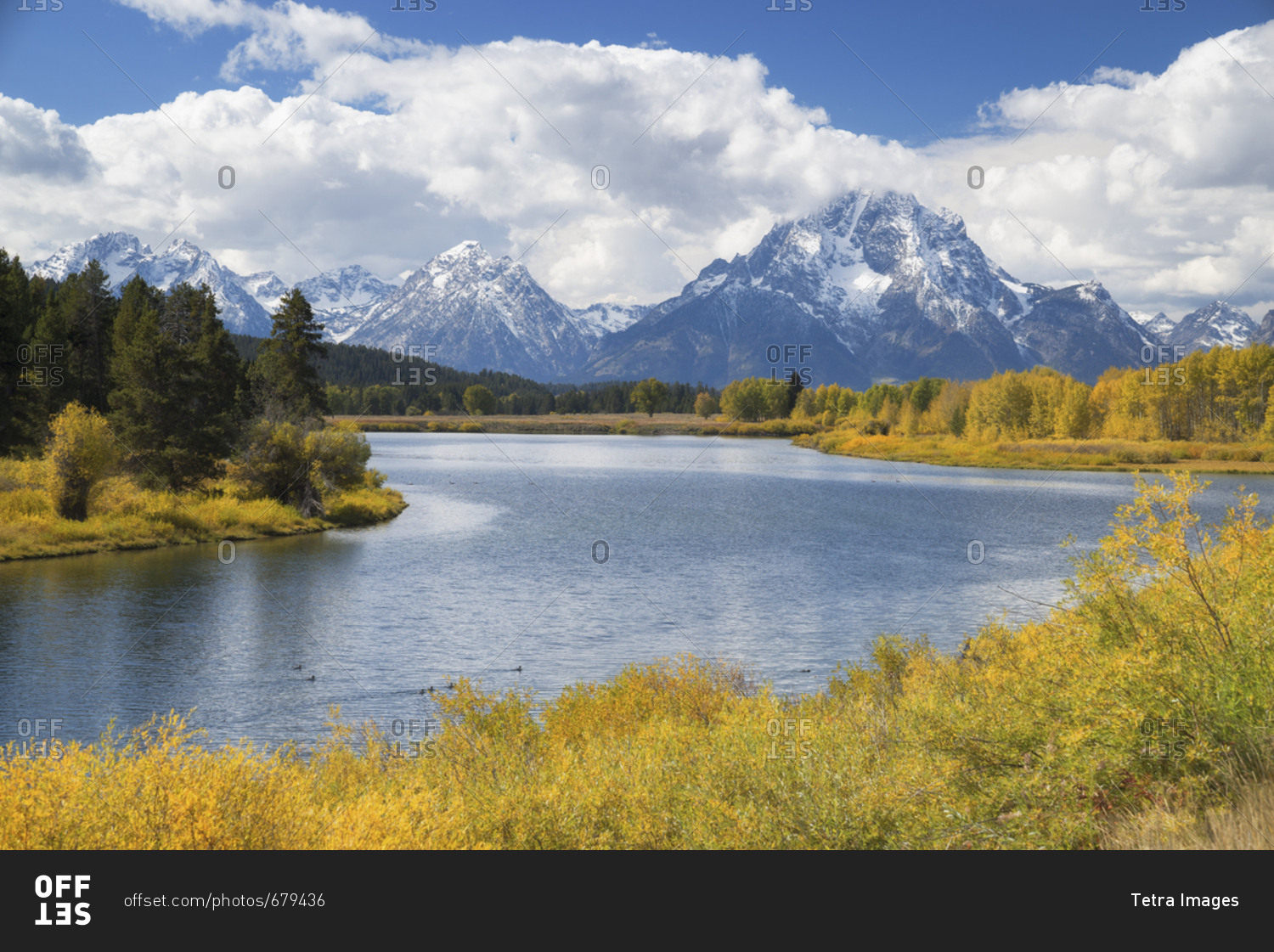 USA, Wyoming, Landscape with Snake River and Teton Range