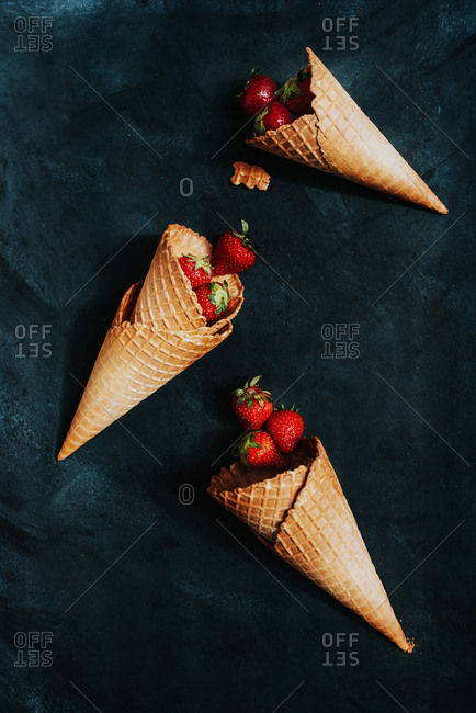 black ice cream cone stock photos - OFFSET