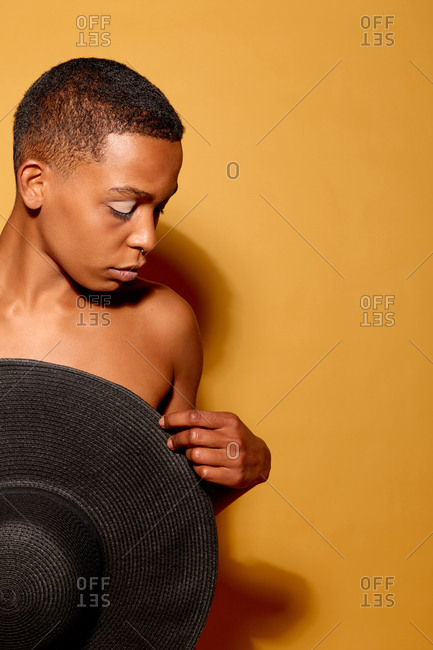 short haircut stock photos - OFFSET