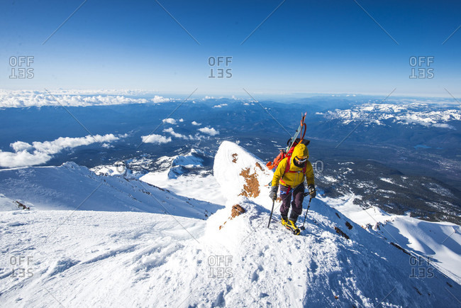 Mountain climber at Mt Shasta Casaval Ridge, California, USA