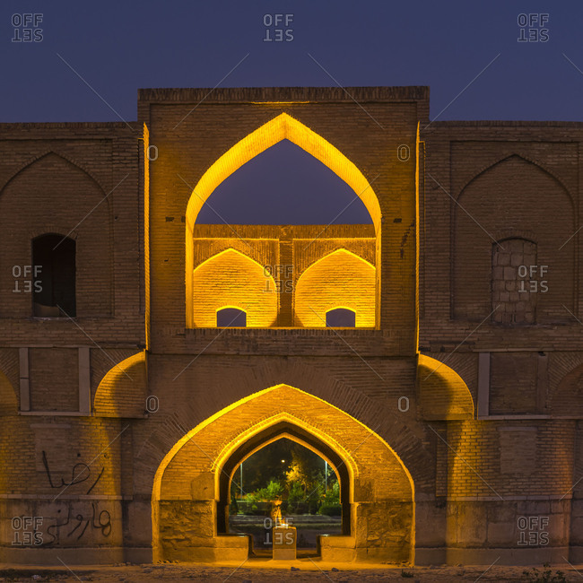 Si o Se pole, bridge of thirty-three (spans) with illumination in Isfahan at the blue hour