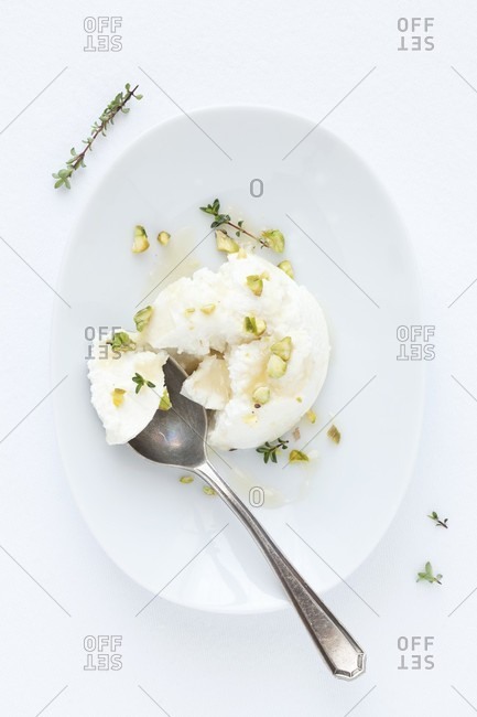 Ricotta with thyme and pistachio nuts