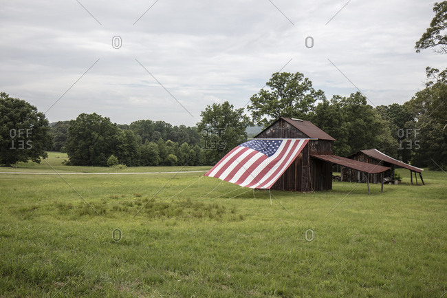 Old Barn With The American Flag In Virginia Usa Stock Photo Offset