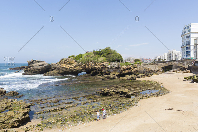 May 22 2018 Couple On Beach Near La Basta La Grande Plage