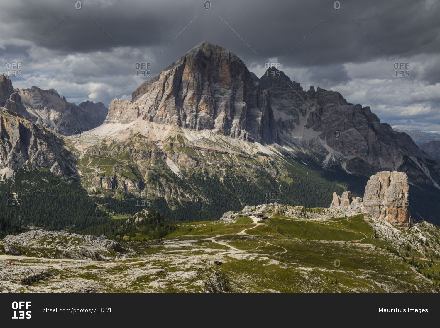 Europe, Italy, Alps, Dolomites, Mountains, Cinque Torri, Tofane, View from Rifugio Averau