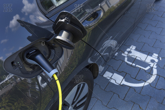 Charging of an electric car