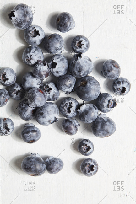 Blueberries on white background - Offset