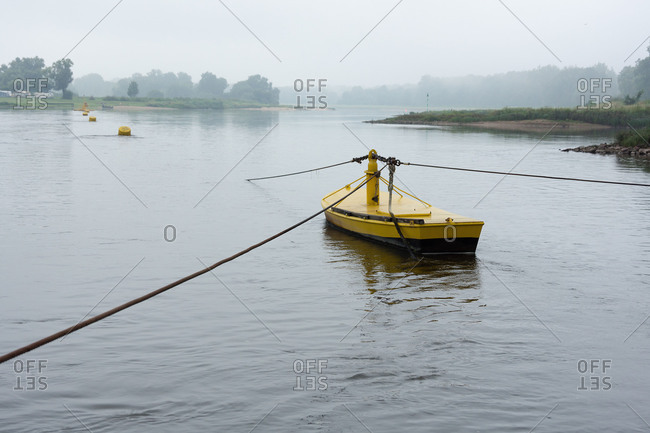 Elbe Cycle tour, Coswig (Anhalt), Elbe ferry, buoy