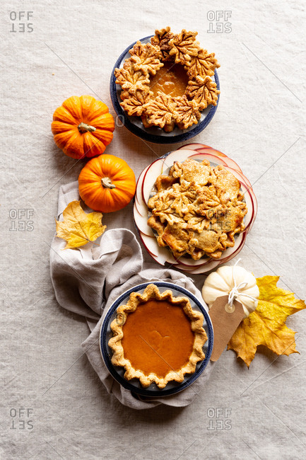 Gluten Free Pumpkin Pie with Leaf Cutouts.