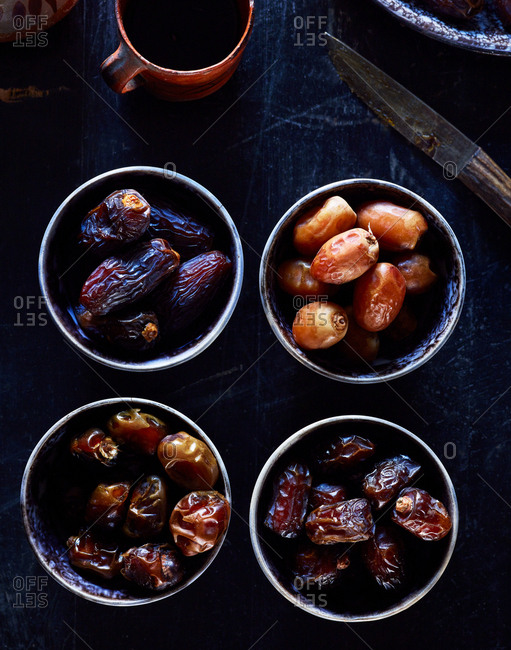 Variety of dates in the process of drying