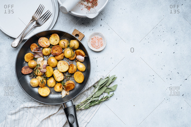 Potato and herb dish in a pan ready to serve