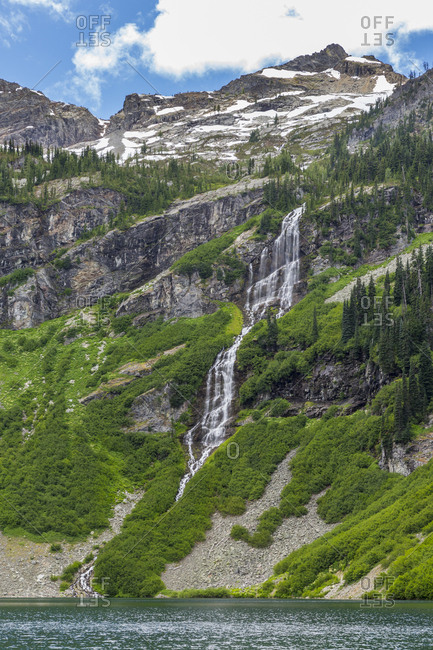 north cascades national park waterfalls