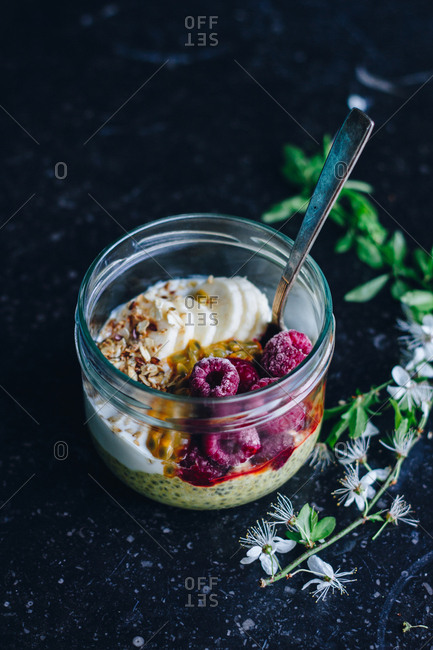 Breakfast bowl with chia pudding and raspberries