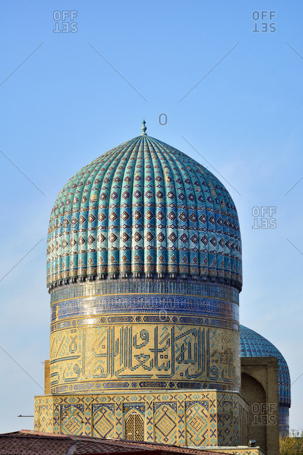 Dome of the Bibi Khanum mosque. It was built (1399) as Samarkand's main place of worship and dedicated to Timur's favourite wife, Sarai Mulk Khanum, a Mongolian princess. A Unesco World Heritage Site, Samarkand. Uzbekistan